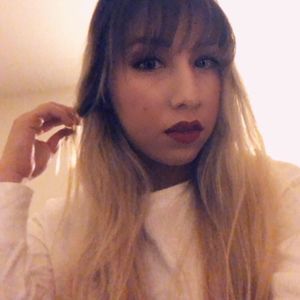 Meet your Posher, Edith